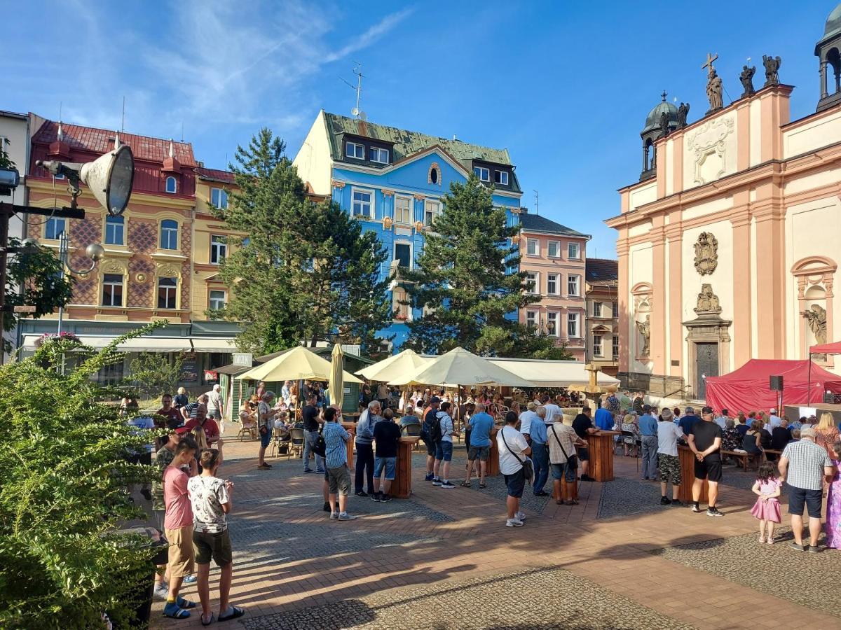 Apartments Rose Garden Decin Exterior photo